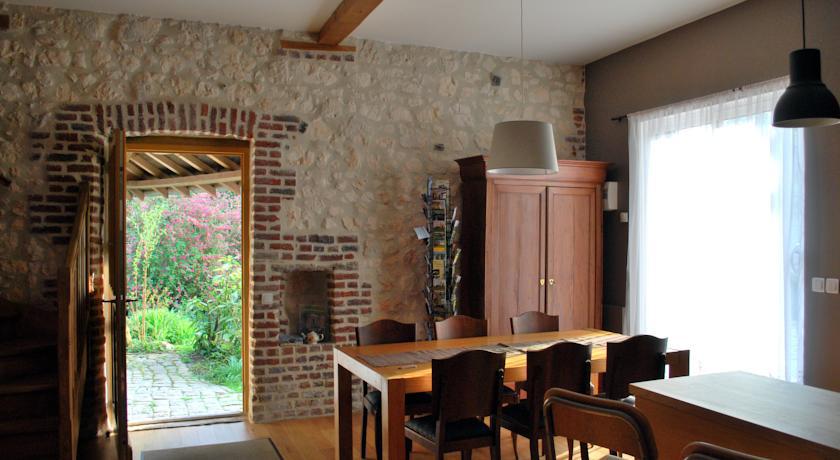 Vila Chez Fifine Mont-Saint-Eloi Pokoj fotografie